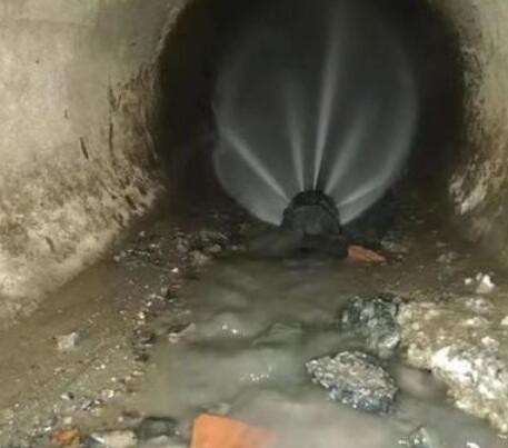 茄子河市政管道清淤