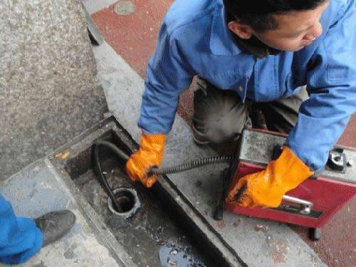 茄子河疏通下水道