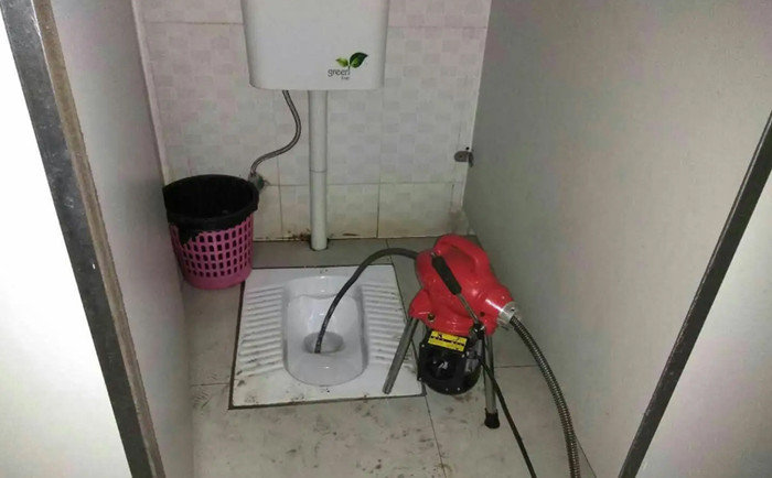 茄子河蹲便疏通