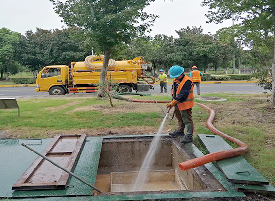 茄子河化油池清理